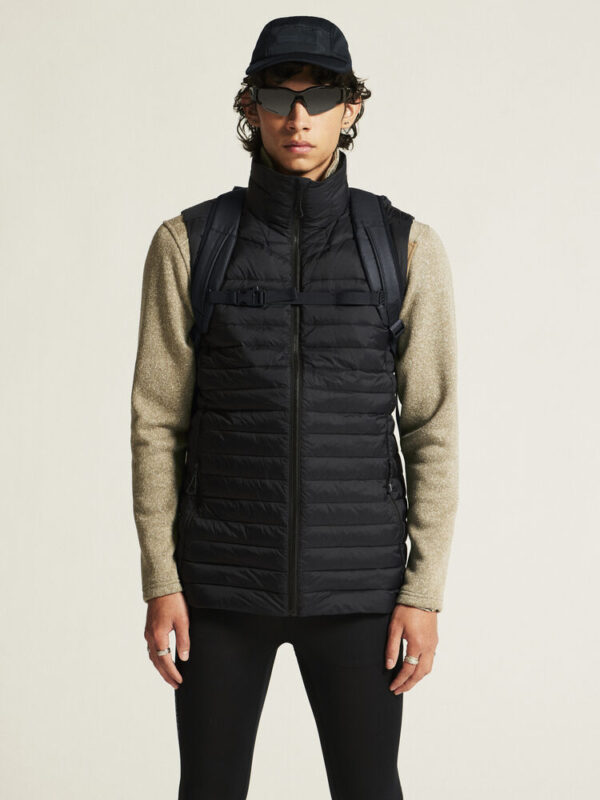 1915254-0-157486275 ADV EXPLORE LT. DOWN VEST
