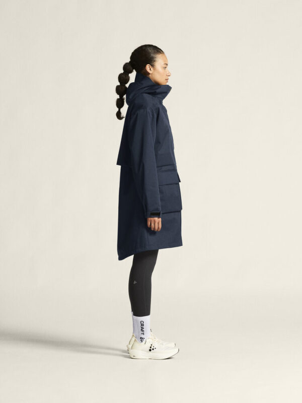 1916380-0-1493410229 URBAN PARKA WOMAN