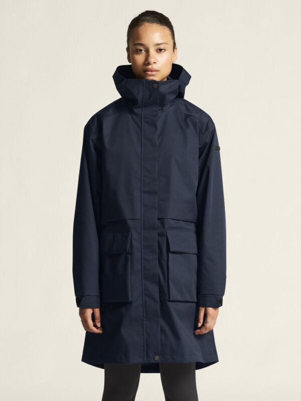 1916380-0-2108814487 URBAN PARKA WOMAN