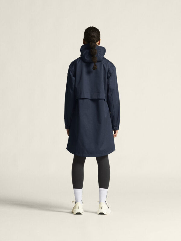 1916380-0-259186257 URBAN PARKA WOMAN
