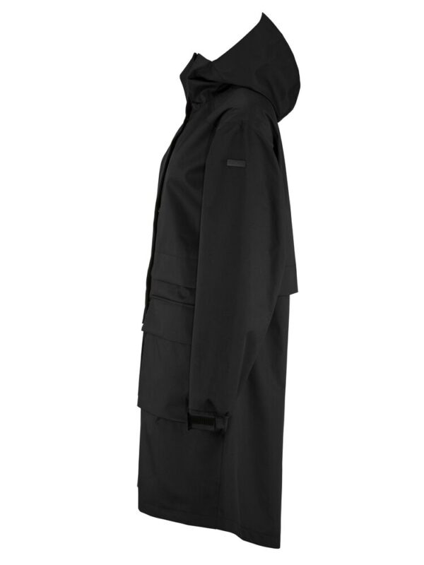 1916380-1208-87877836 URBAN PARKA WOMAN