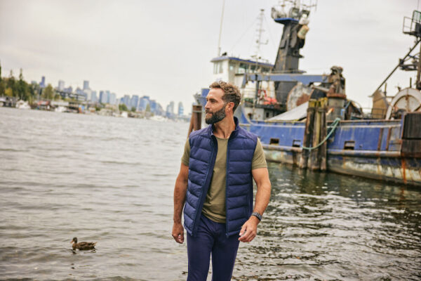 351476-0-1038789291 OAK HARBOR VEST